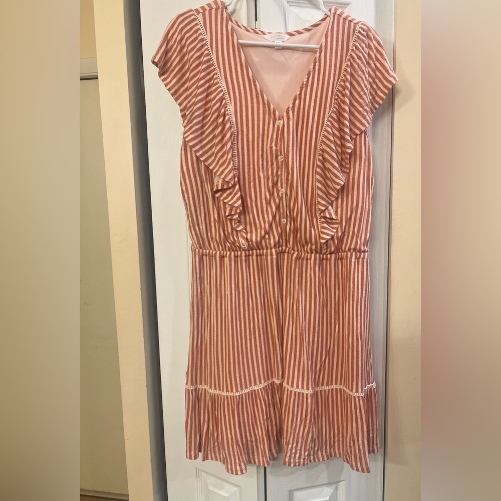 Super comfortable Lauren Conrad dress